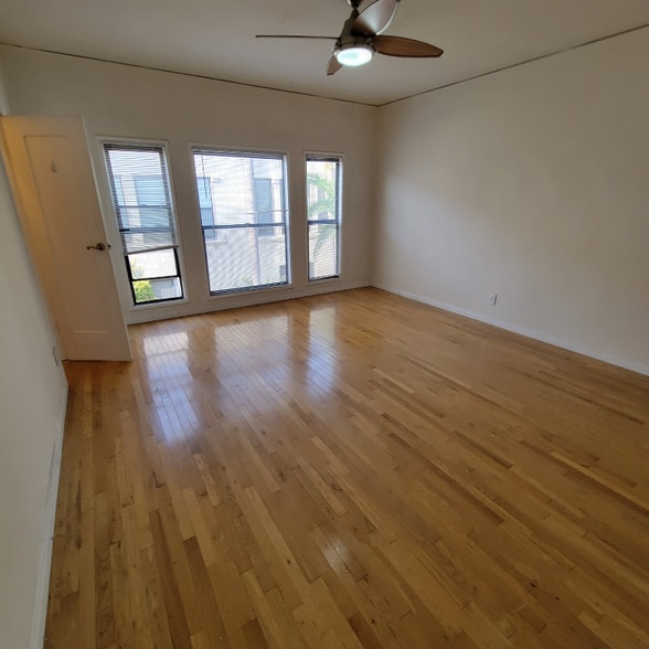 Building Photo - 4528 Edgewood Pl