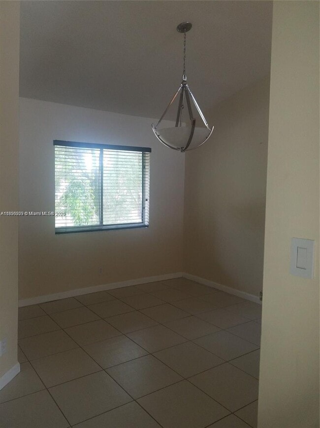 Building Photo - 9251 SW 138th Pl