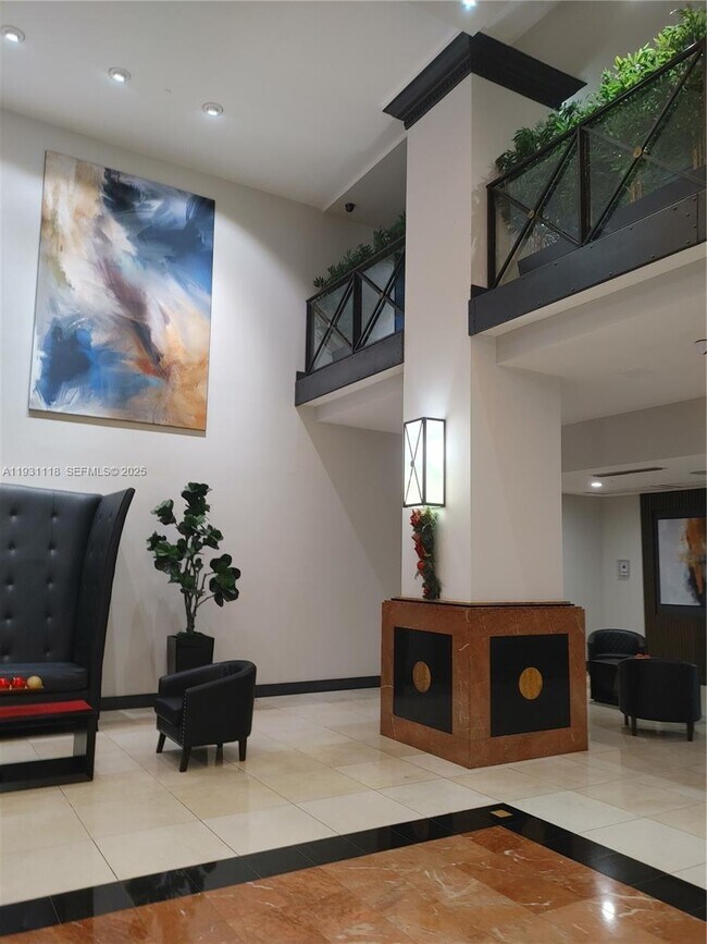 Building Photo - 555 NE 15th St