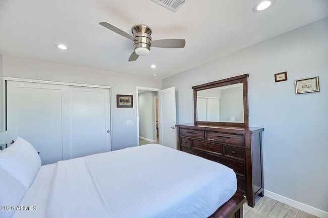 Building Photo - 7319 E Roosevelt St