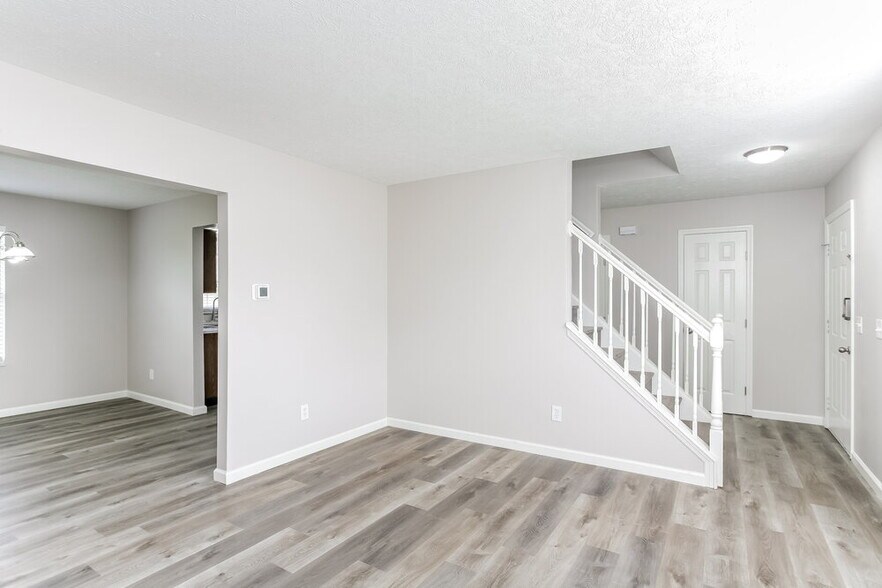 Building Photo - 7614 Bancaster Dr