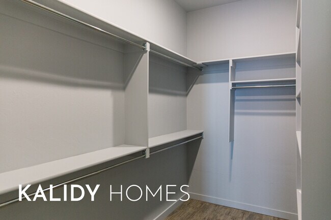 Building Photo - 504 Remington Ave