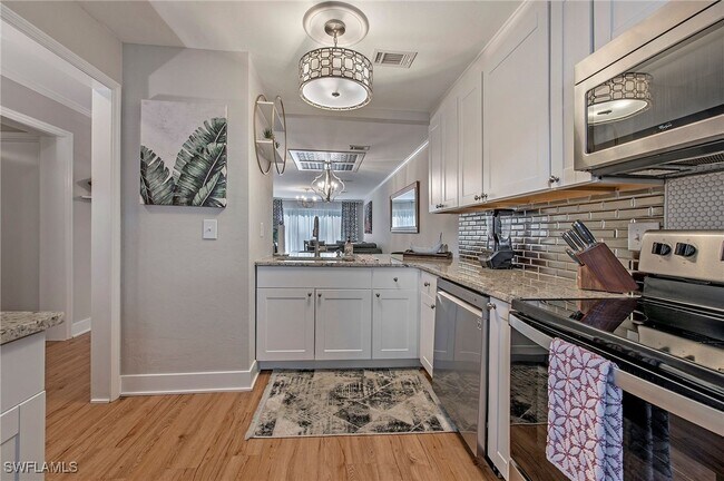 Building Photo - 5314 Treetops Dr