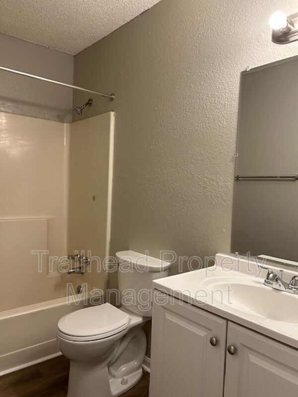 Building Photo - 8702 NW 82 Terrace