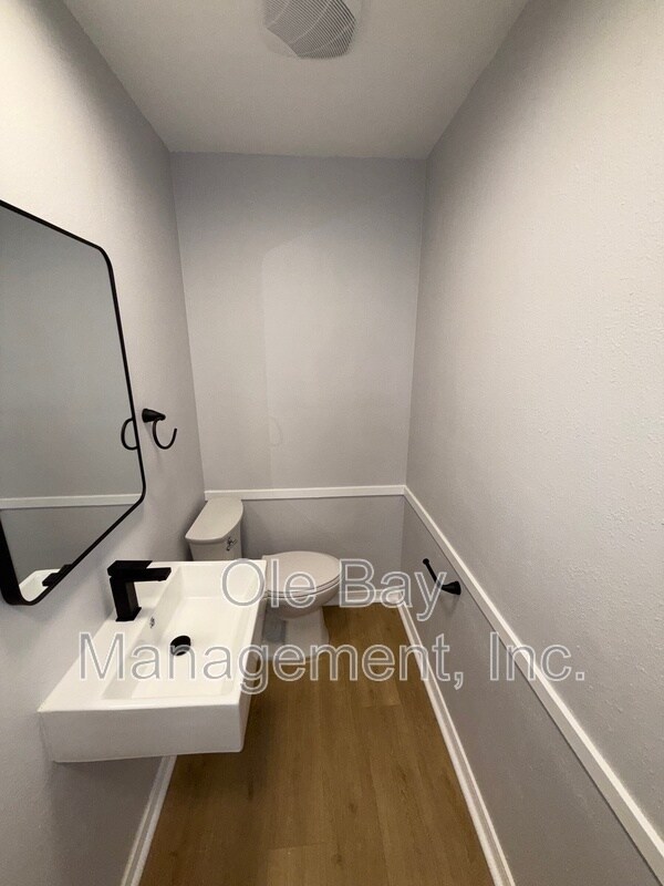 Building Photo - 112 Du Rhu Dr