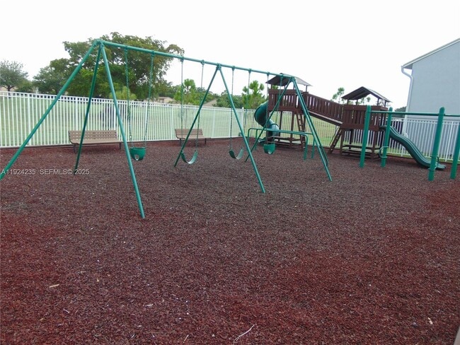 Building Photo - 1774 SW 81st Terrace