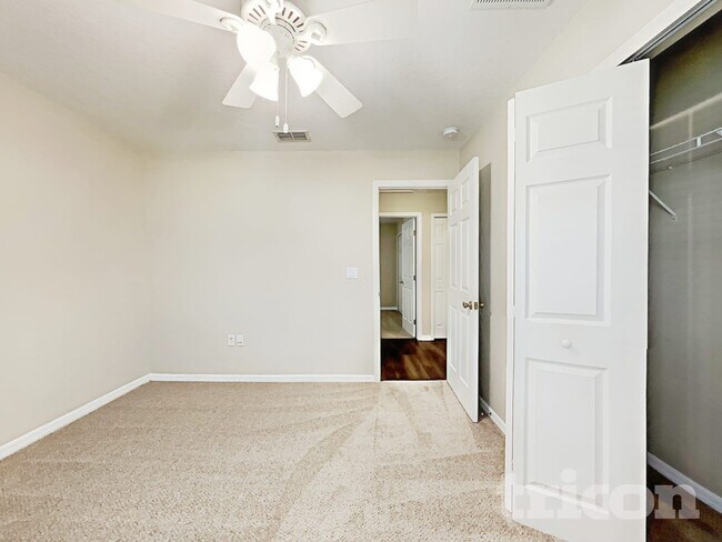 Building Photo - 3233 Ambassador Ave