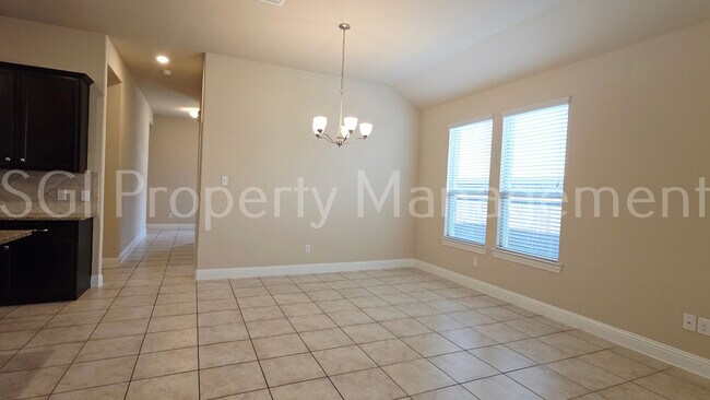 Building Photo - 3608 Bastrop St