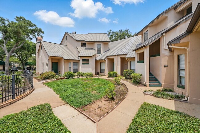 Building Photo - 4144 Greystone Way