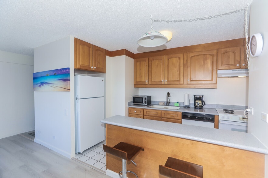 Building Photo - 1778 Ala Moana Blvd