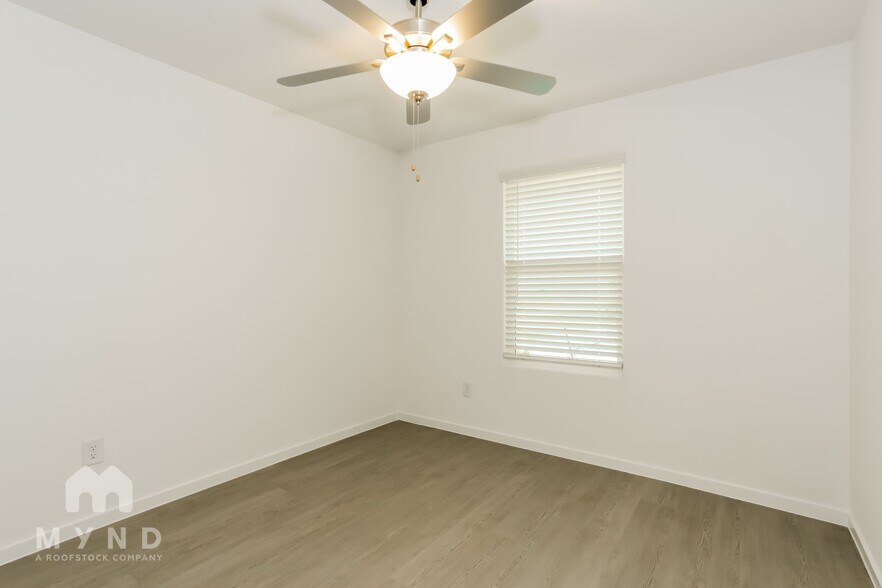 Building Photo - 10124 Dalgreen Cir