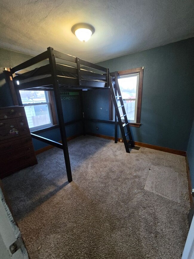 Building Photo - Charming 4 Bed Home for Rent