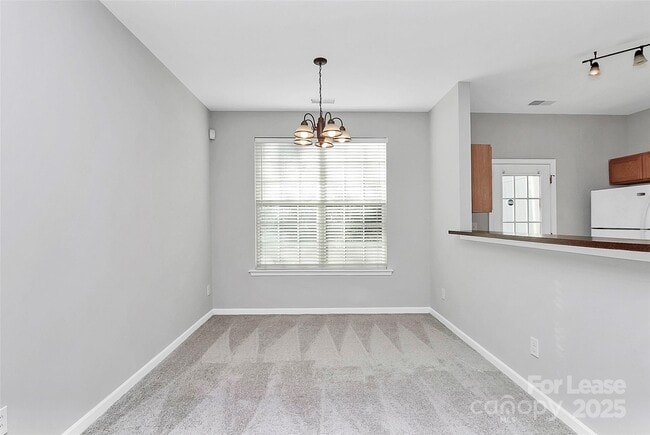 Building Photo - 2138 Winthrop Chase Dr