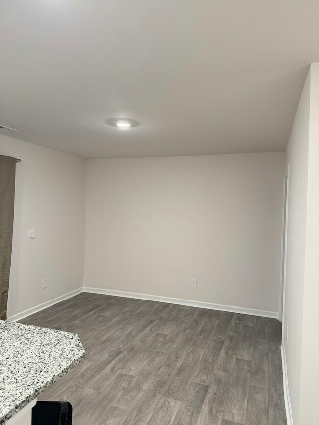 Building Photo - 4101 Laurel Rdg Dr