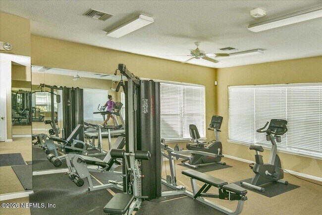 Building Photo - 7990 Baymeadows Rd E