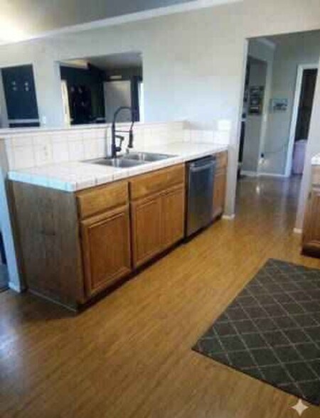 Building Photo - 3776 Leilani Ln