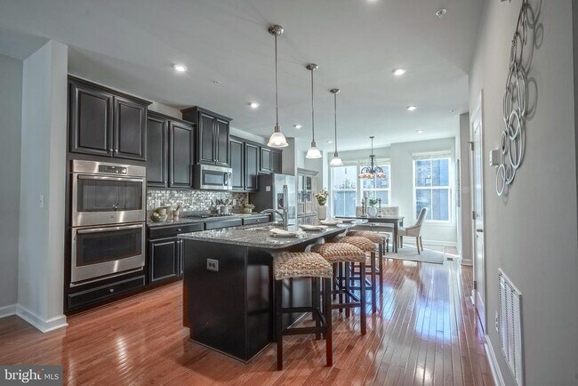 Building Photo - 22308 Seabring Terrace