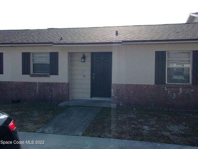 Building Photo - 1514 Clearlake Rd