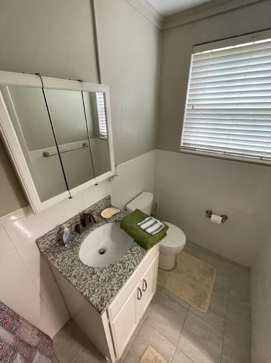 Building Photo - 4021 N 12th Ave