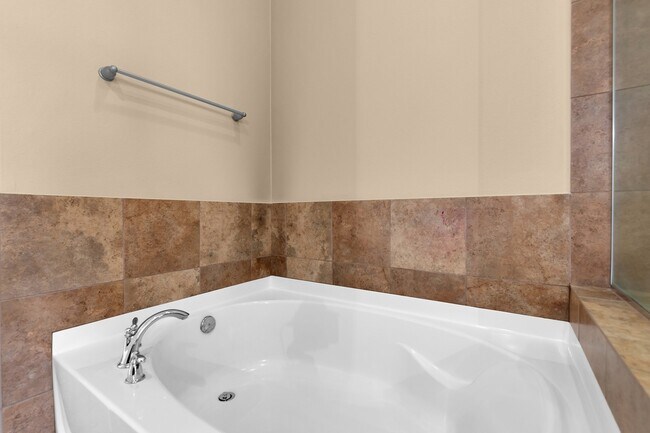 Building Photo - 17040 W Farm To Market 1097