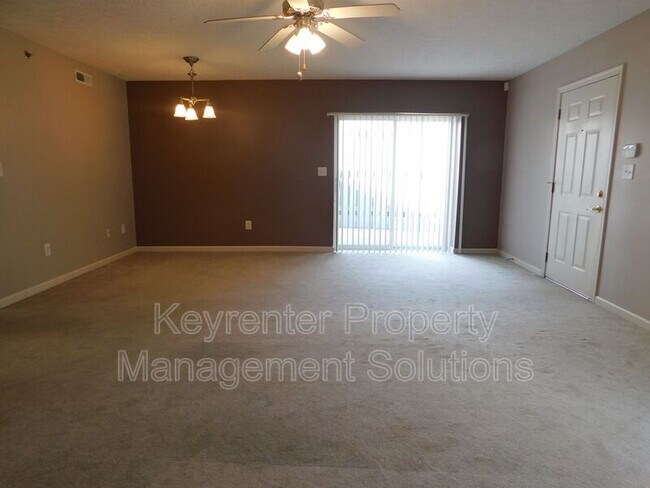 Building Photo - 24 Rose Garden Ln