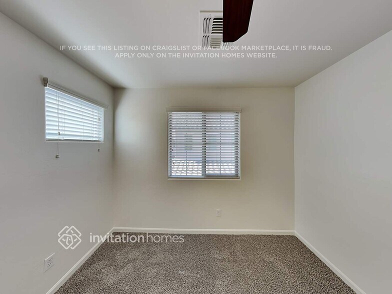 Building Photo - 1473 S Colt Dr