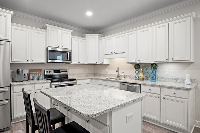 Building Photo - 194 Stonegate Cir