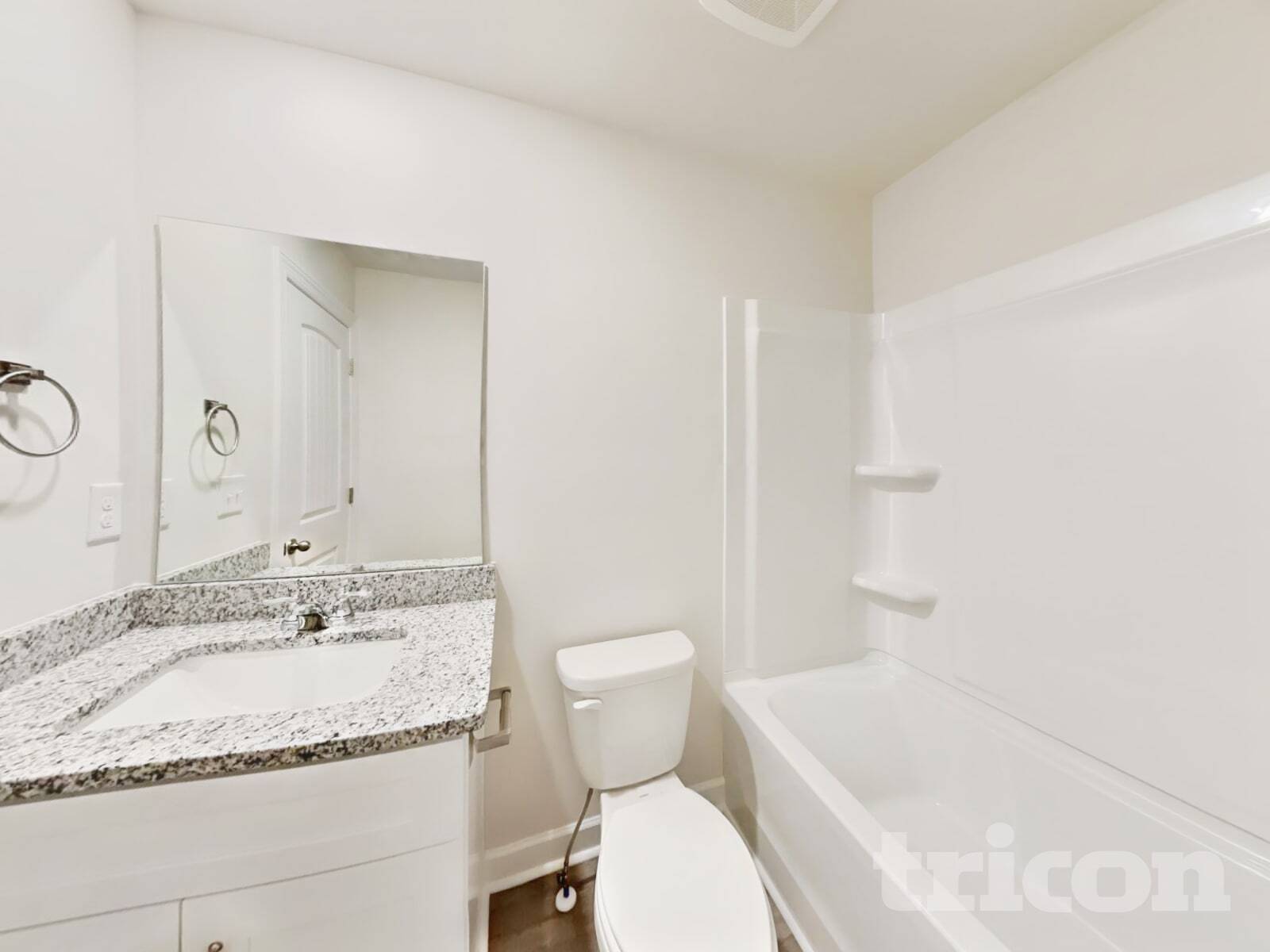 Building Photo - 3326 Quintana Dr