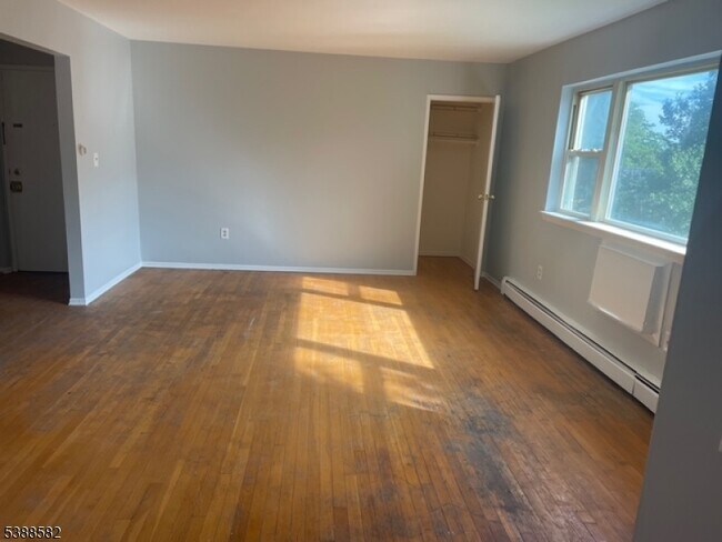 Building Photo - 2467 NJ-10