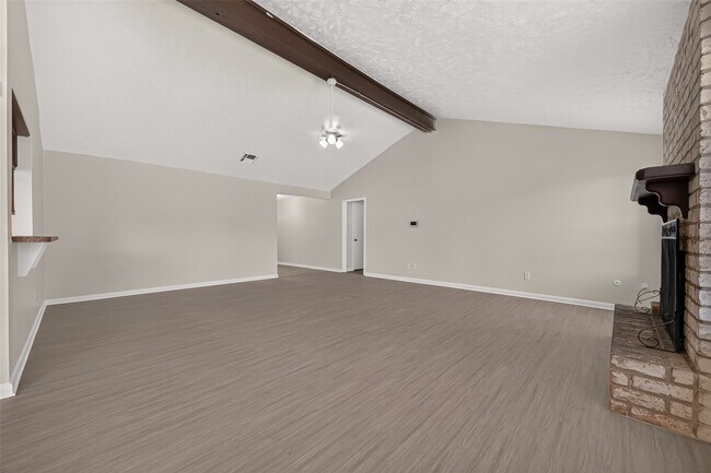 Building Photo - 9850 Sagebud Ln