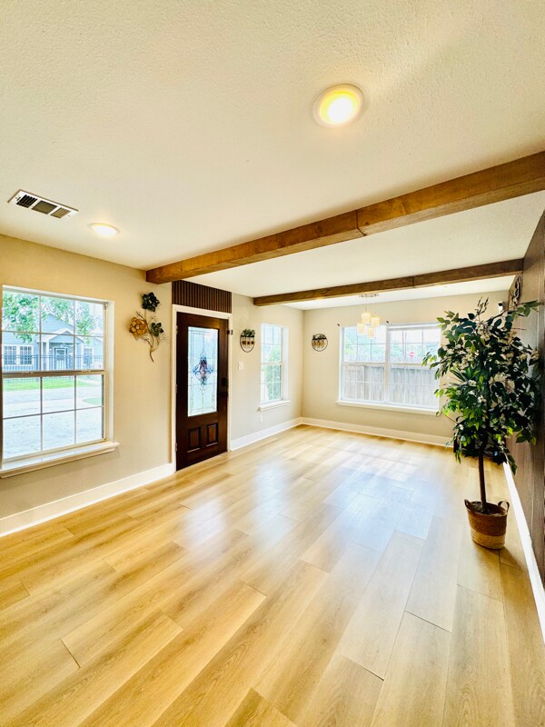 Building Photo - 4211 Knoxville St