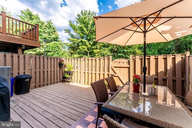 Building Photo - 2903 Bridgehampton Ct