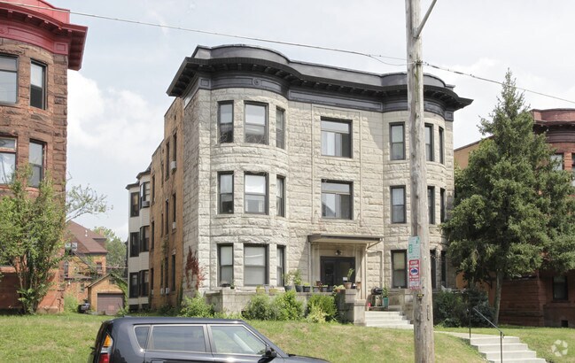 Primary Photo - 333 S Pacific Ave