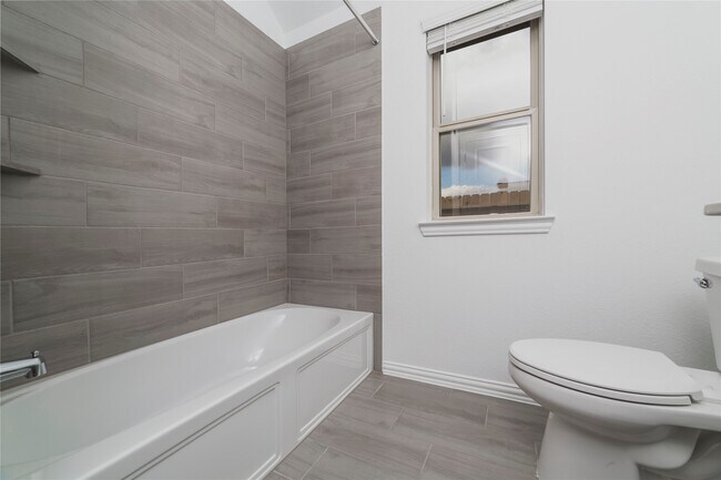 Building Photo - 2606 Ocean Pass Ln