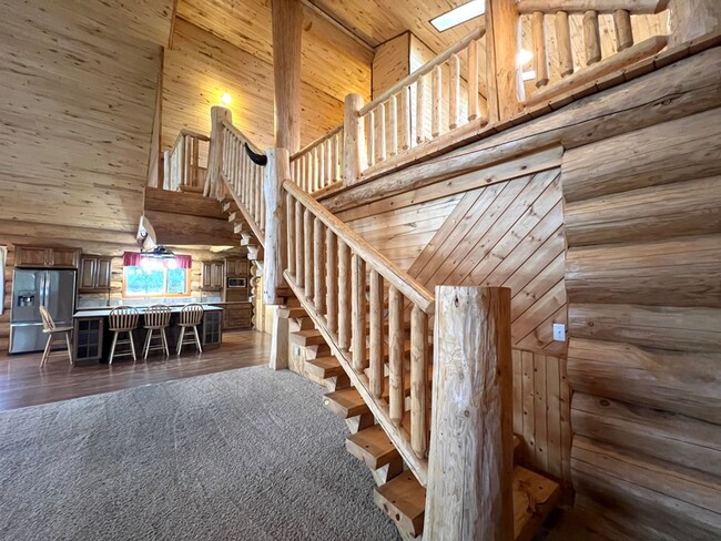 Building Photo - Enchanting Log Home for Lease