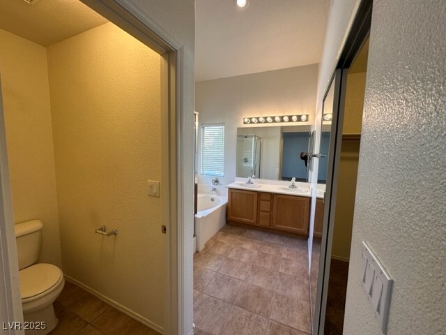 Building Photo - 285 Spring Palms St