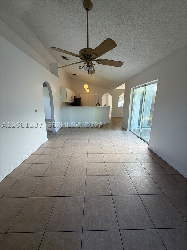 Building Photo - 2985 SW Fluvia St