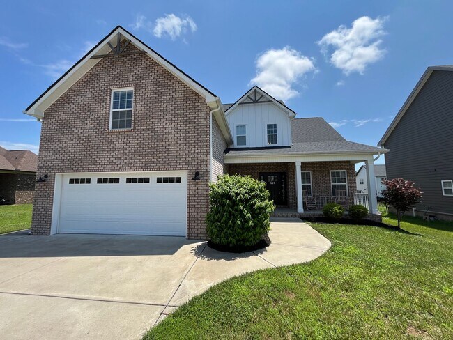 Building Photo - 557 Dexter Dr