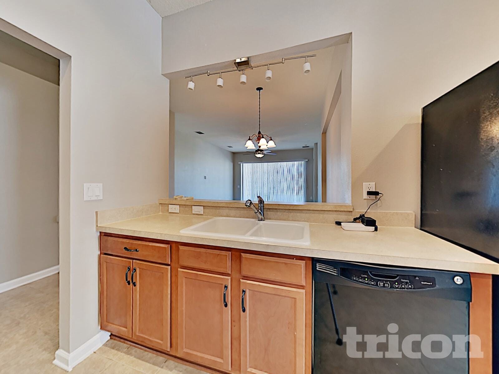 Building Photo - 424 Sea Holly Dr