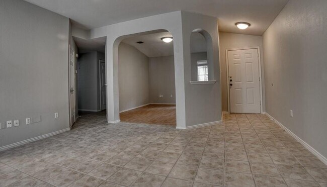 Building Photo - 620 Paso Fino Trail