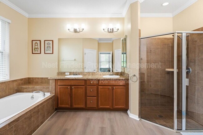 Building Photo - 409 Los Caminos Street