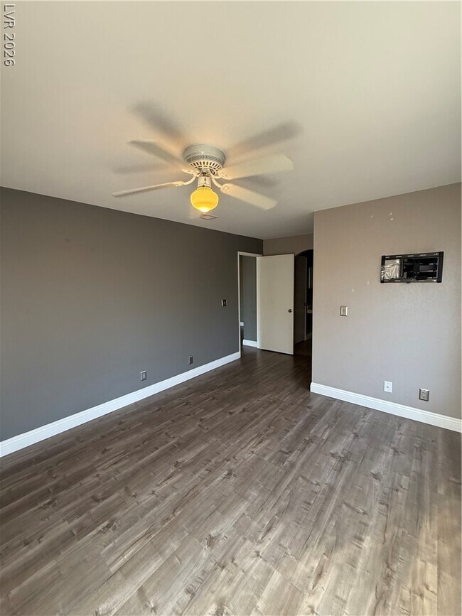 Building Photo - 2200 S Fort Apache Rd