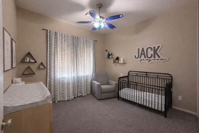 Building Photo - 10745 E 38th Ln