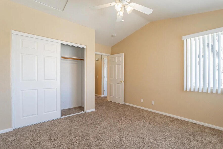 Building Photo - 1888 Big Horn St