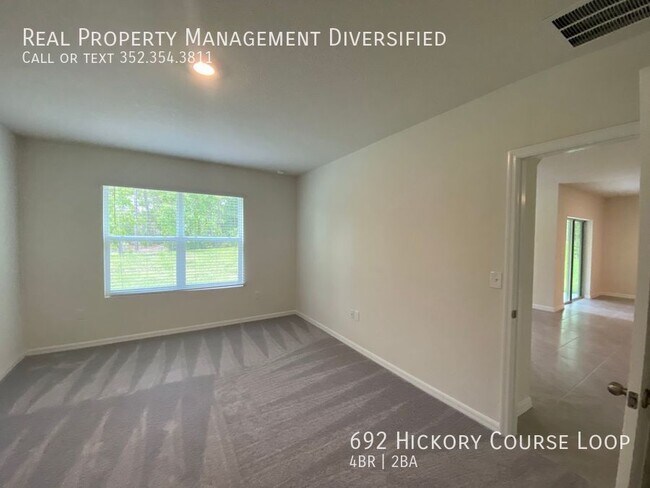 Building Photo - 692 Hickory Course Loop