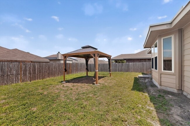 Building Photo - 416 Prescott Ln