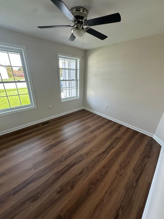 Building Photo - 209 Jensen Way