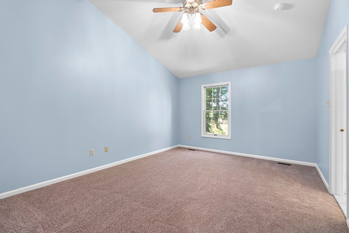 Building Photo - 8710 Birkenhead Ct