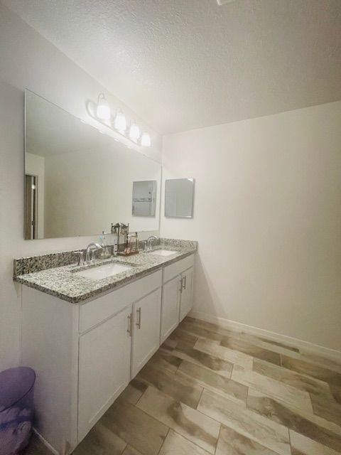 Building Photo - 9381 Serapis Wy