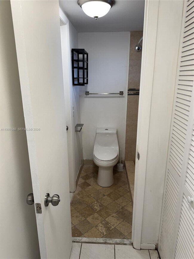 Building Photo - 6150 NW 62nd St